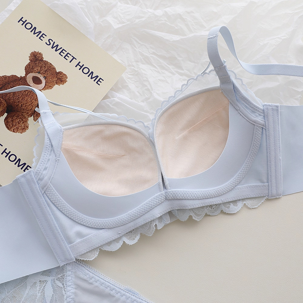 フランスのバックガーデンランジェリー、女性用小胸用ギャザーレ - Underwire Bra Padded のレビューと価格