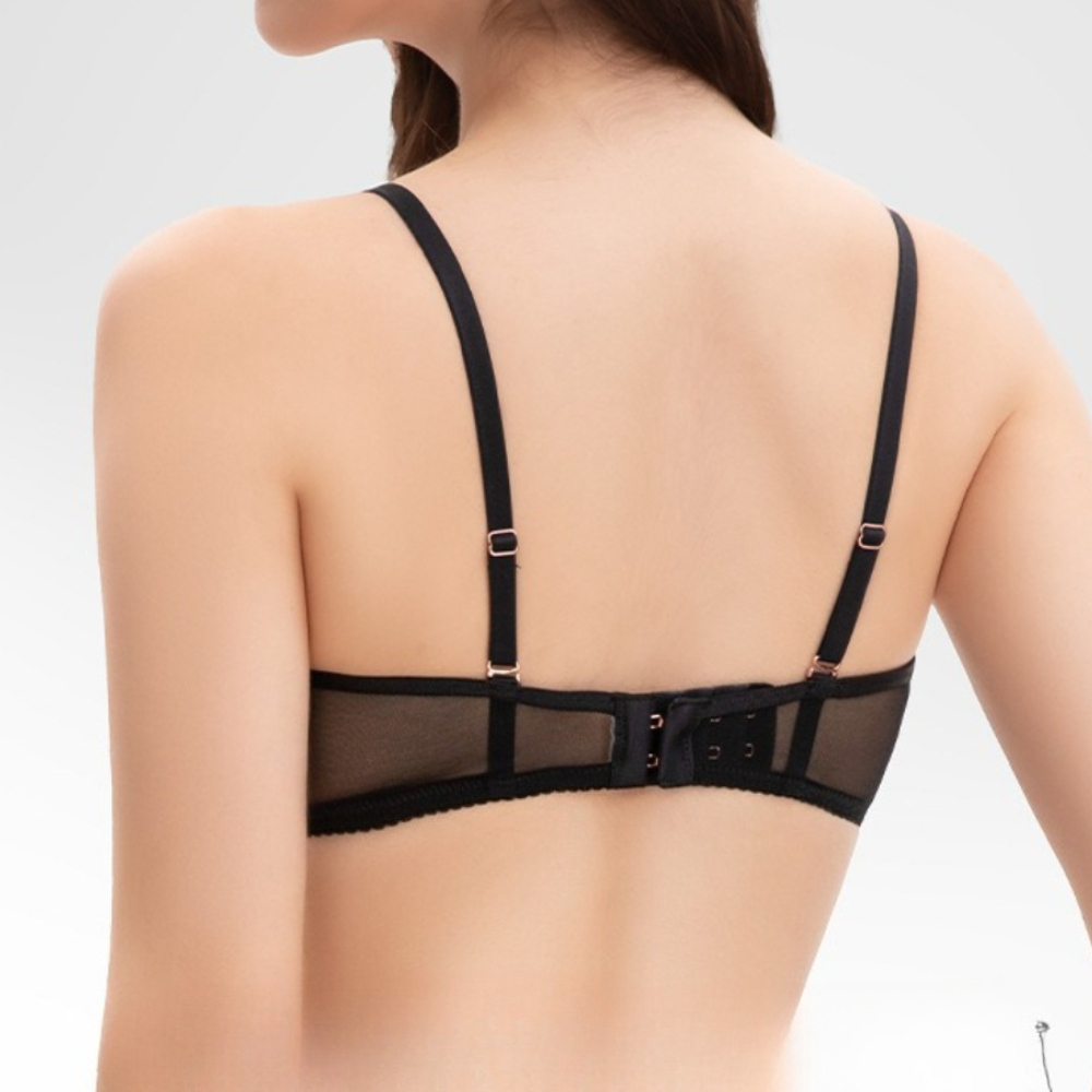 フロントクロージャーサテン3Dカップブラ 薄型バージョン ワ - Convertible Bra Multiway のレビューと価格